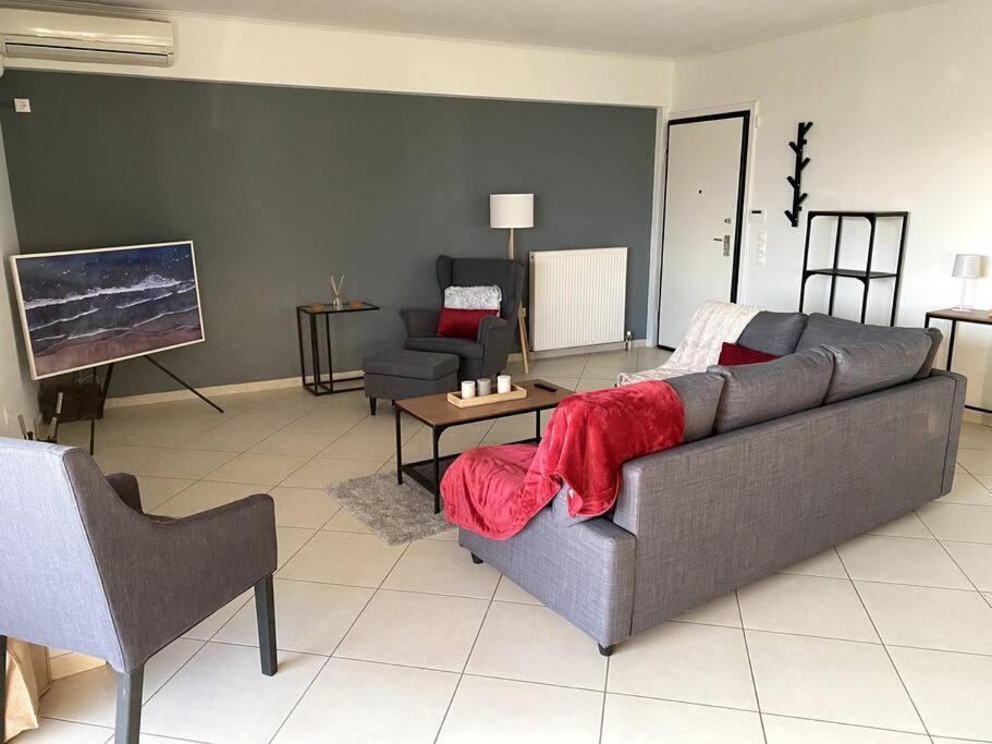 Spacious And Sunkissed 3Br & 2 Bathrooms Apartment Atény Exteriér fotografie
