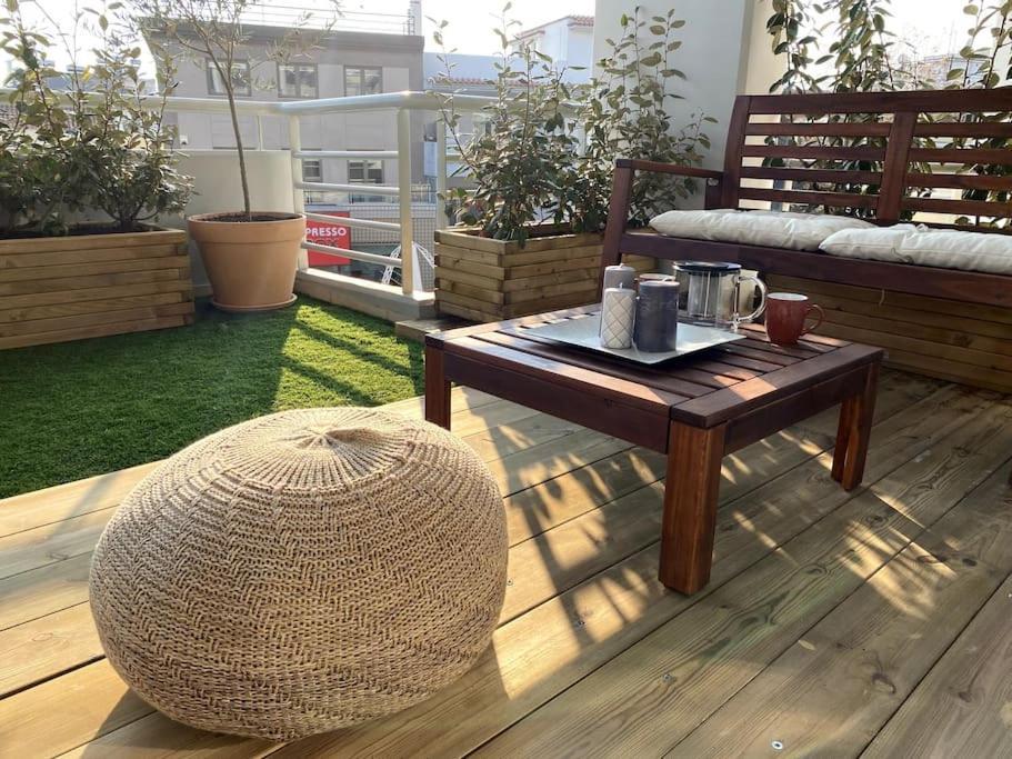Spacious And Sunkissed 3Br & 2 Bathrooms Apartment Atény Exteriér fotografie